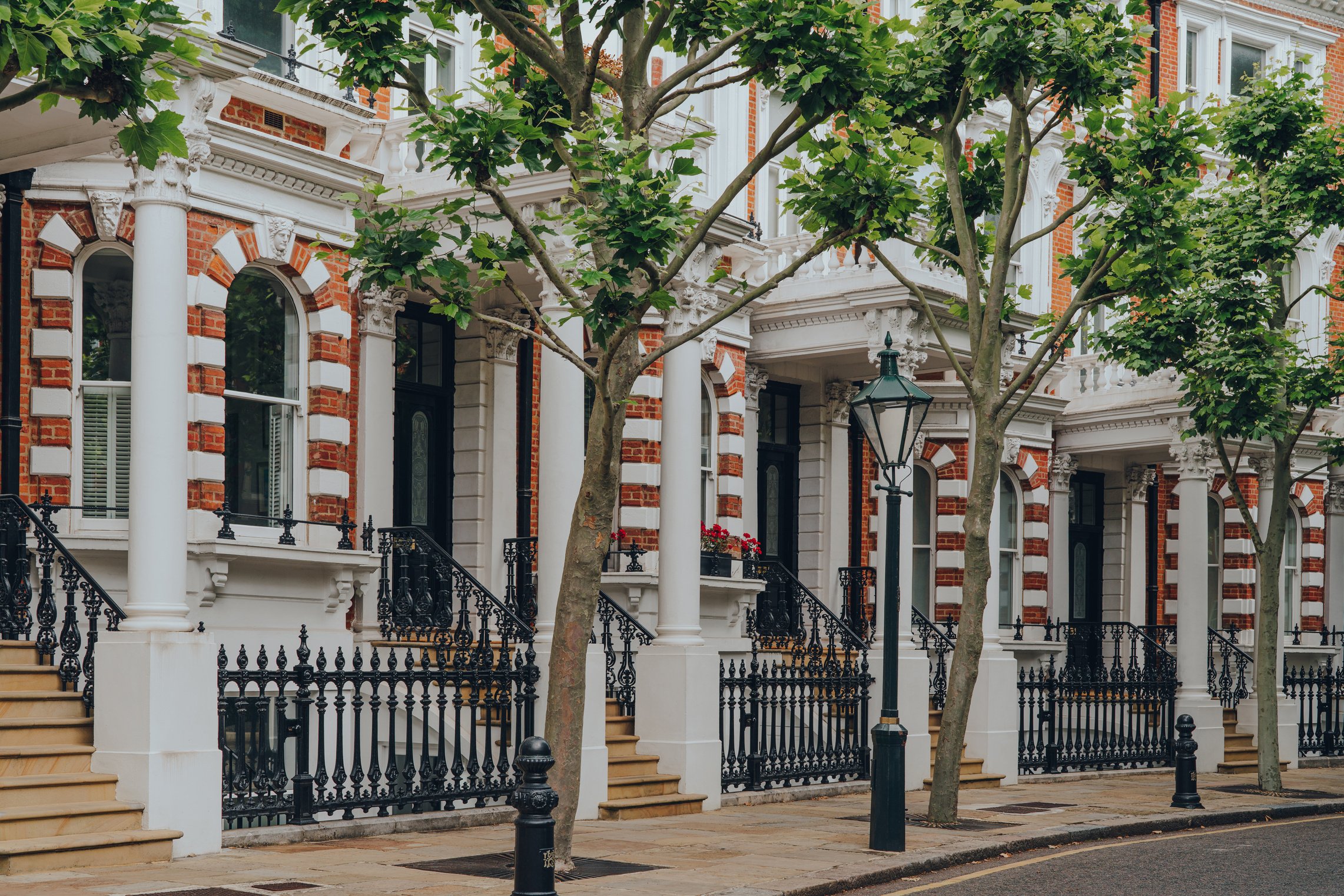 Traditional Victorian Houses With Stoops in Kensington, London